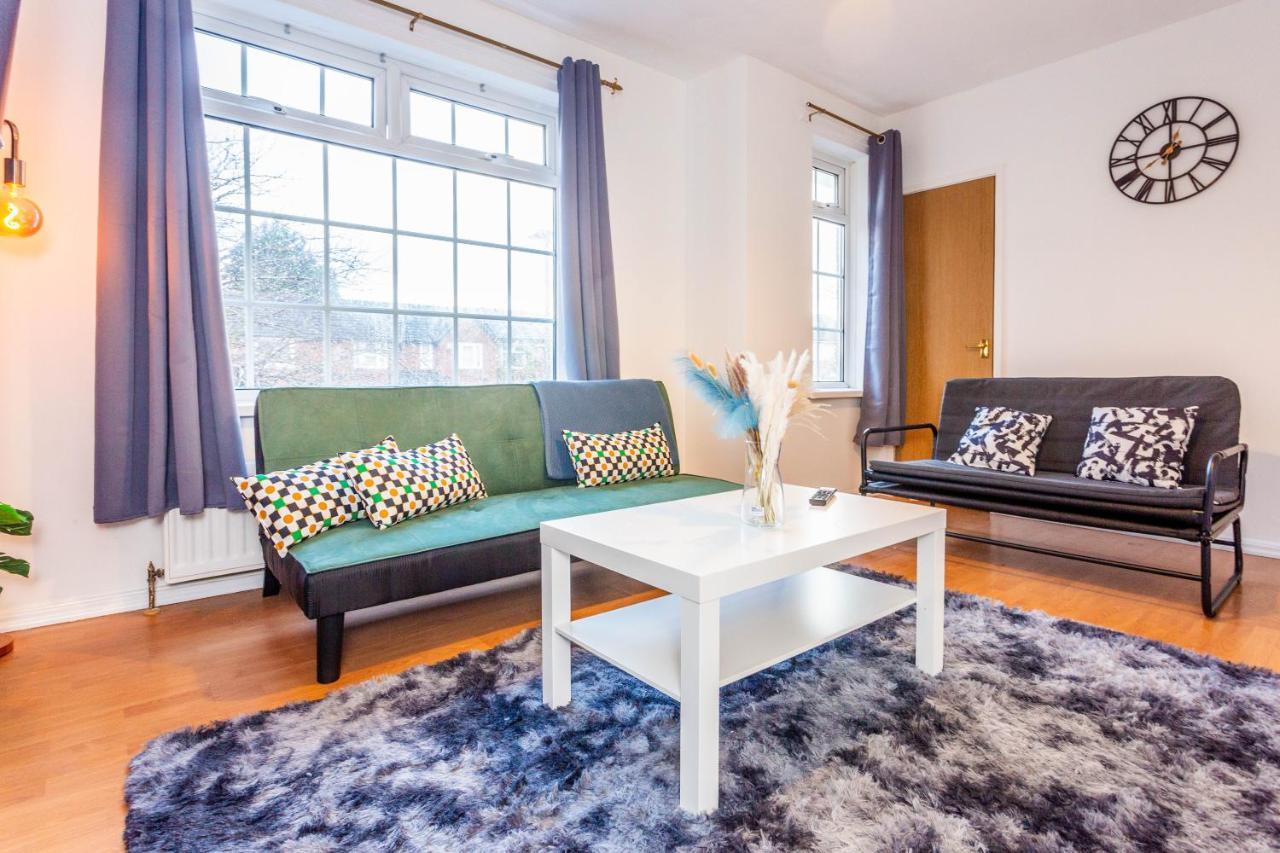 New Large 2 Bed Entire Near With Free Parking Апартаменты Ньюкасл-апон-Тайн
